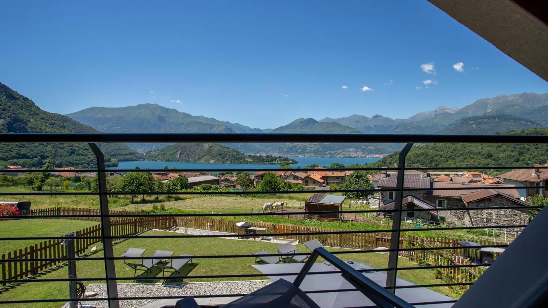 Villa Breva Colico 0*,  Italië